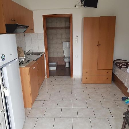 Villa Giannis Apartments Vrasná Buitenkant foto