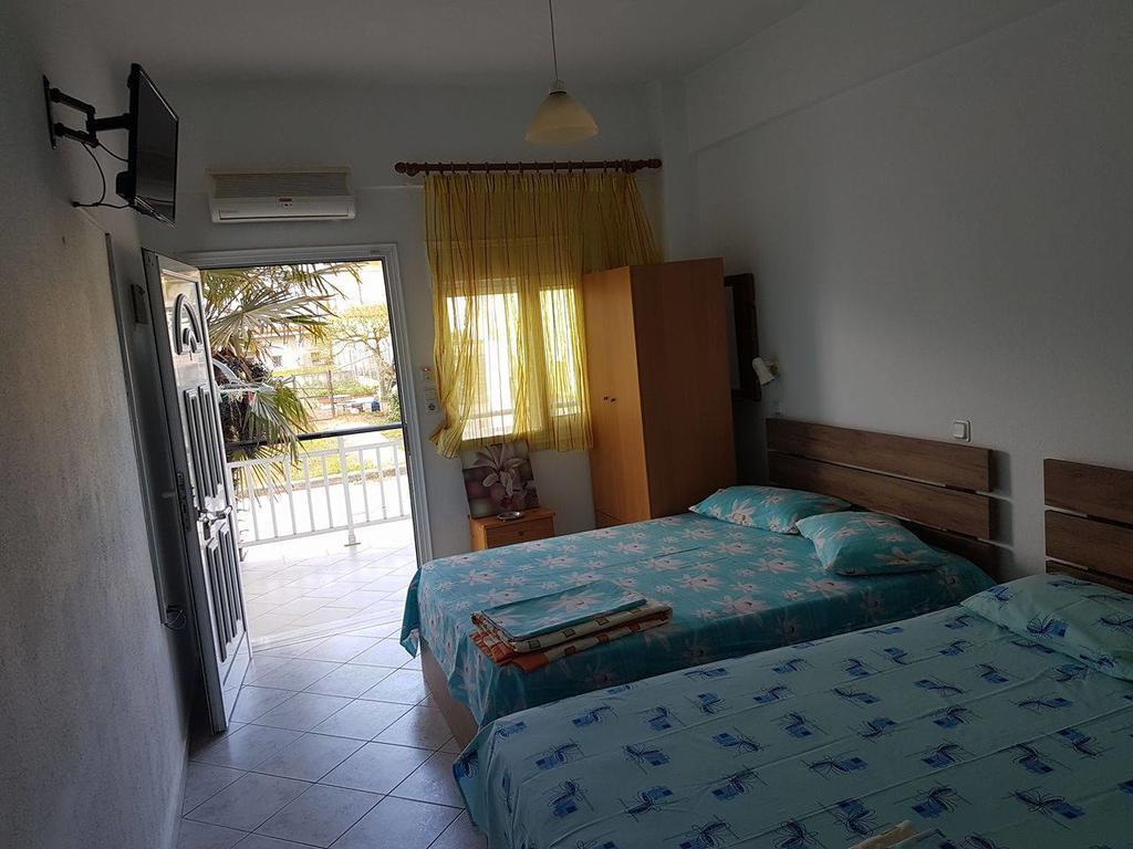 Villa Giannis Apartments Vrasná Buitenkant foto