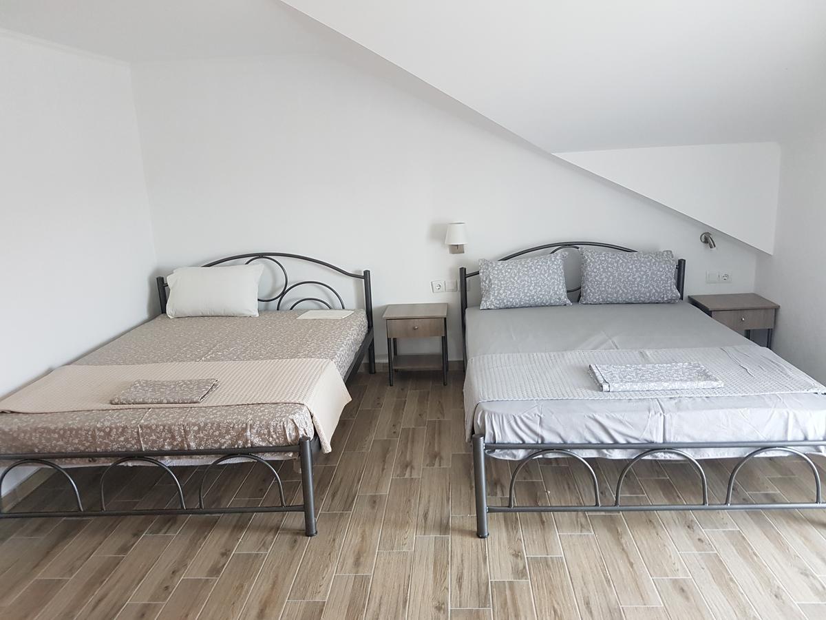 Villa Giannis Apartments Vrasná Buitenkant foto